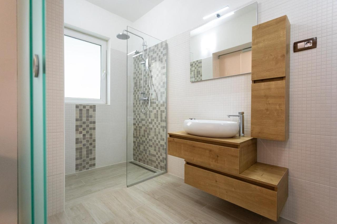 Apartments And Rooms Rubina Liubliana Exterior foto
